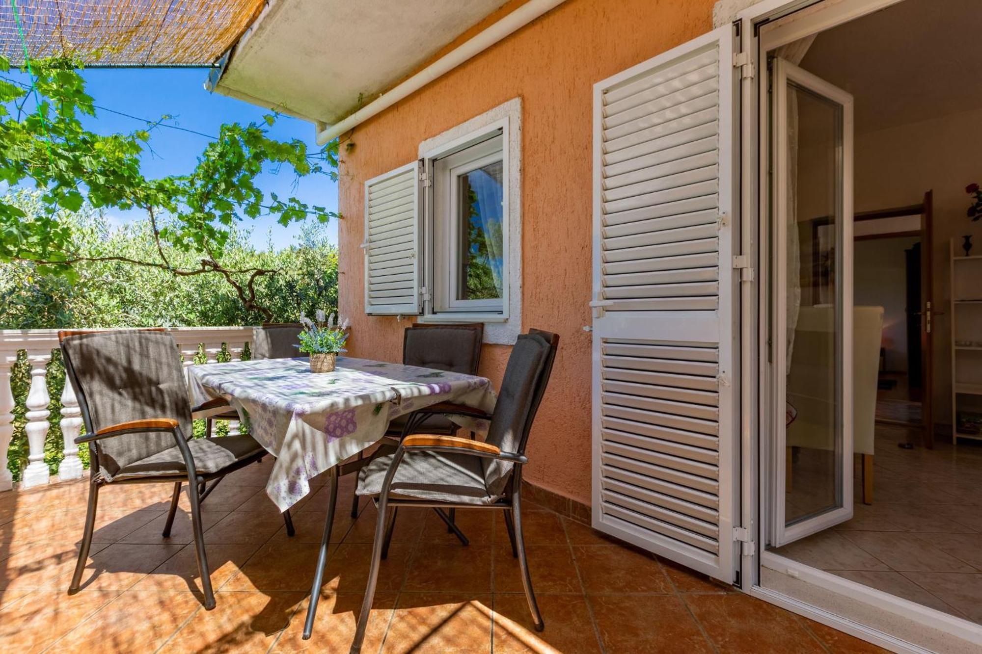 Ferienhaus Flora Zadar